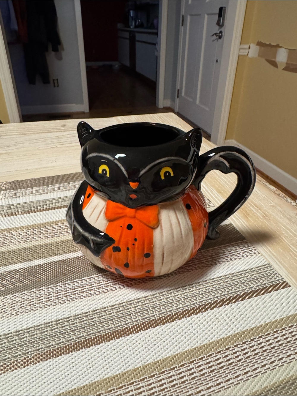 Johanna Parker Black Cat Pumpkin Ceramic coffee Mug - Halloween